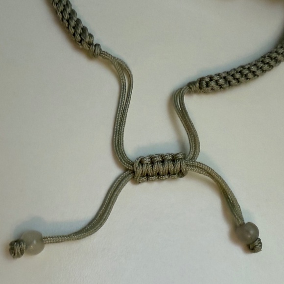 Flower Bug Bracelet - Real Insect Jewelry encased in Resin - Picture 4 of 4